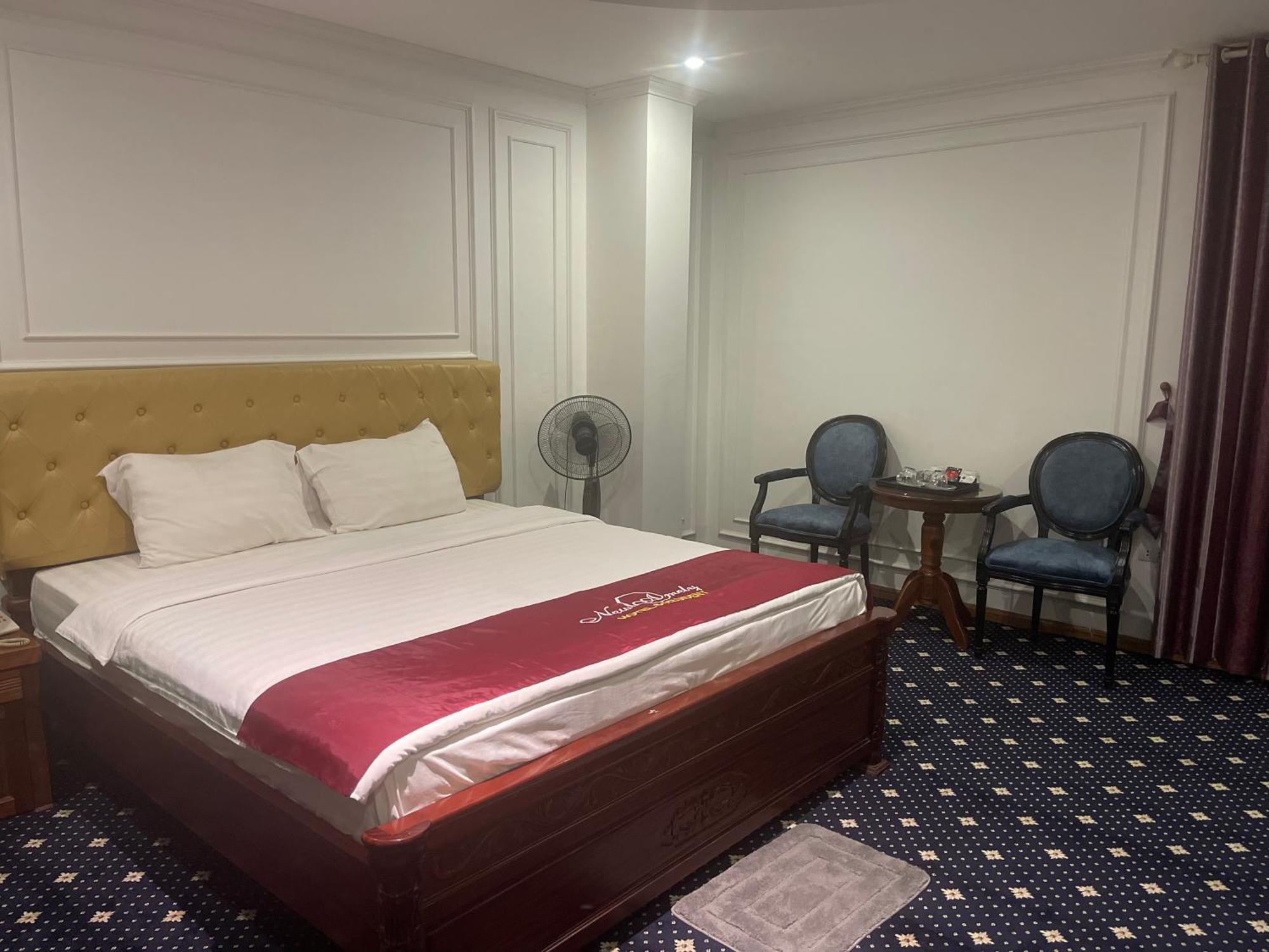 New Amely Hotel Hanoi Bagian luar foto