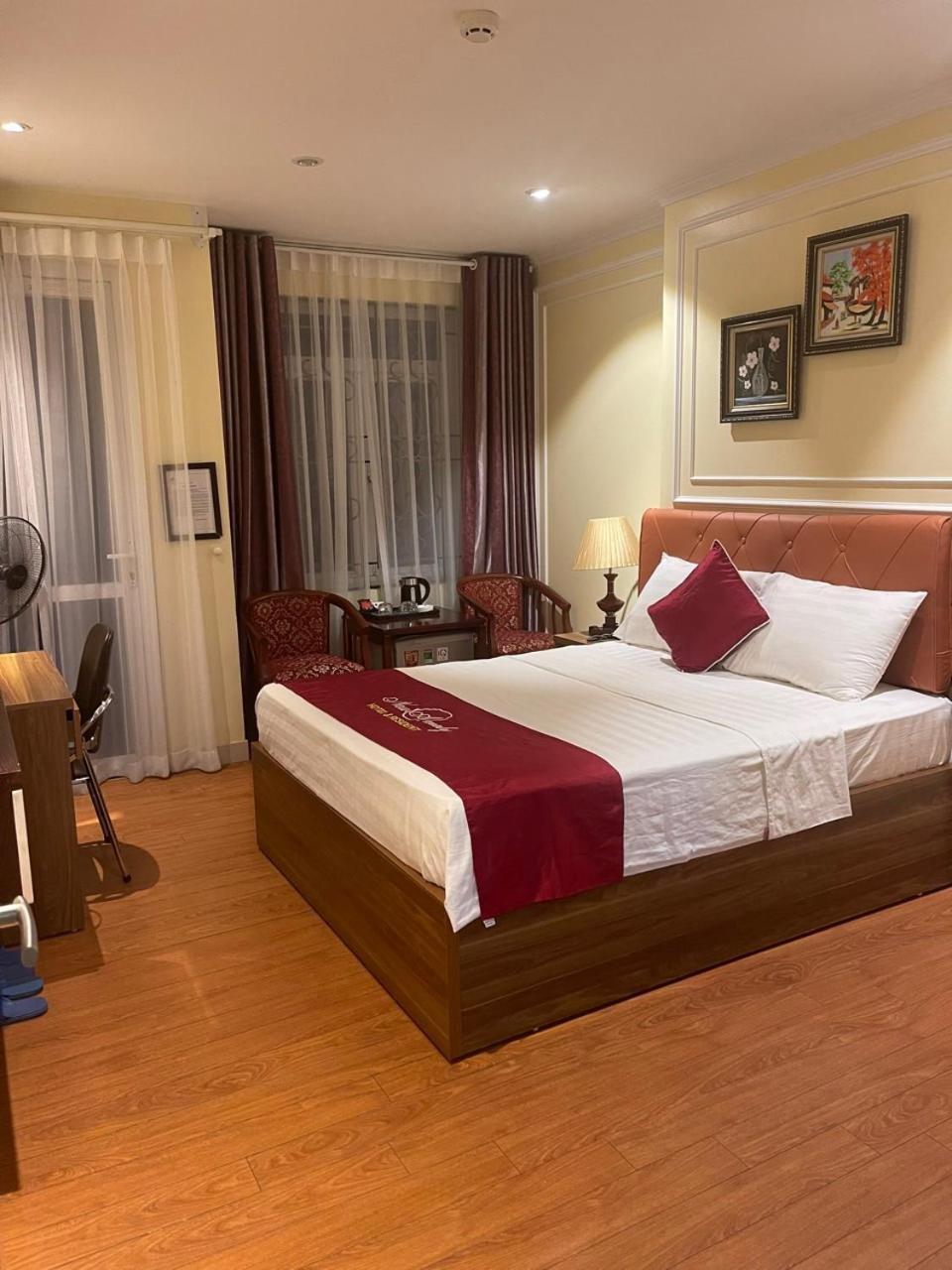 New Amely Hotel Hanoi Bagian luar foto