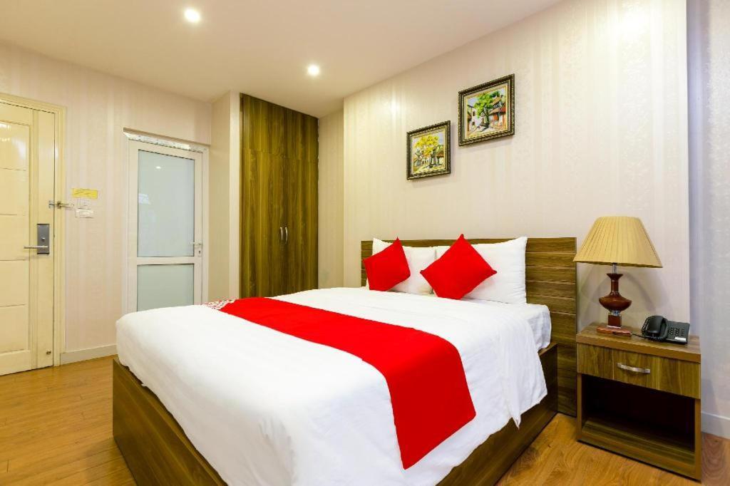 New Amely Hotel Hanoi Bagian luar foto