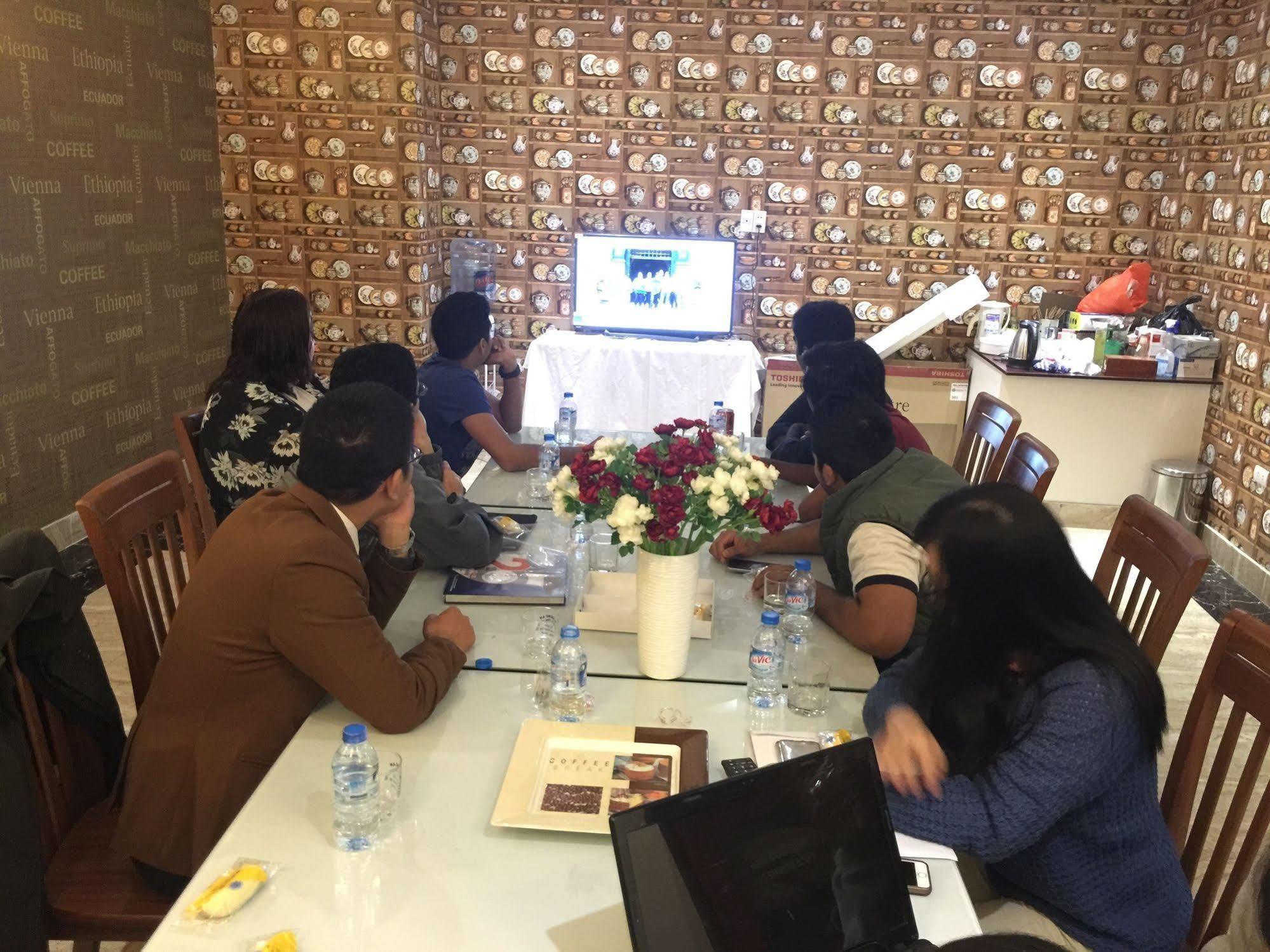 New Amely Hotel Hanoi Bagian luar foto